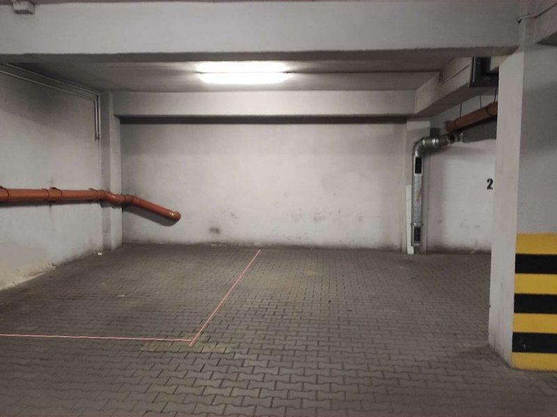 Miejsce postojowe w garażu podziemnym garaż parking Poznańska wjazd ul. Dobrzecka