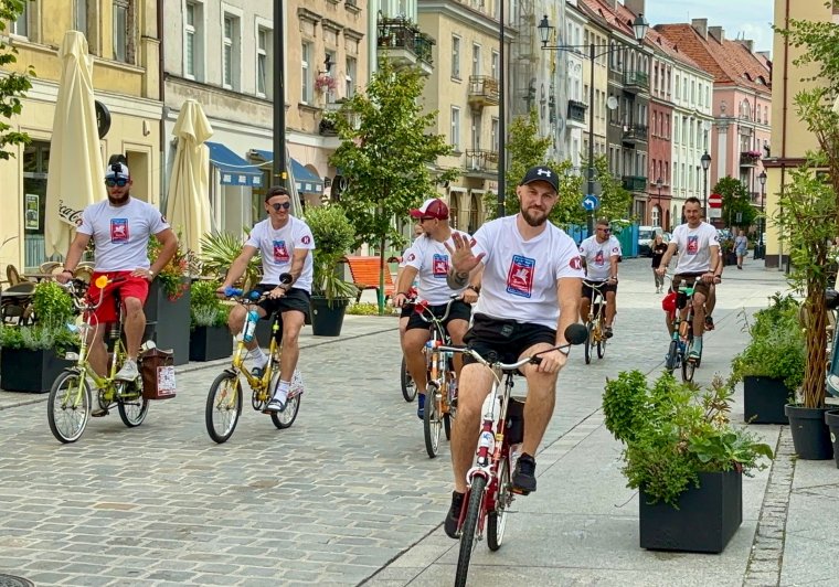 Wyprawa do Pragi - Wigry Składaki Dobre Chłopaki - Pomoc dla Laury 2024 / fot. Calisia.pl