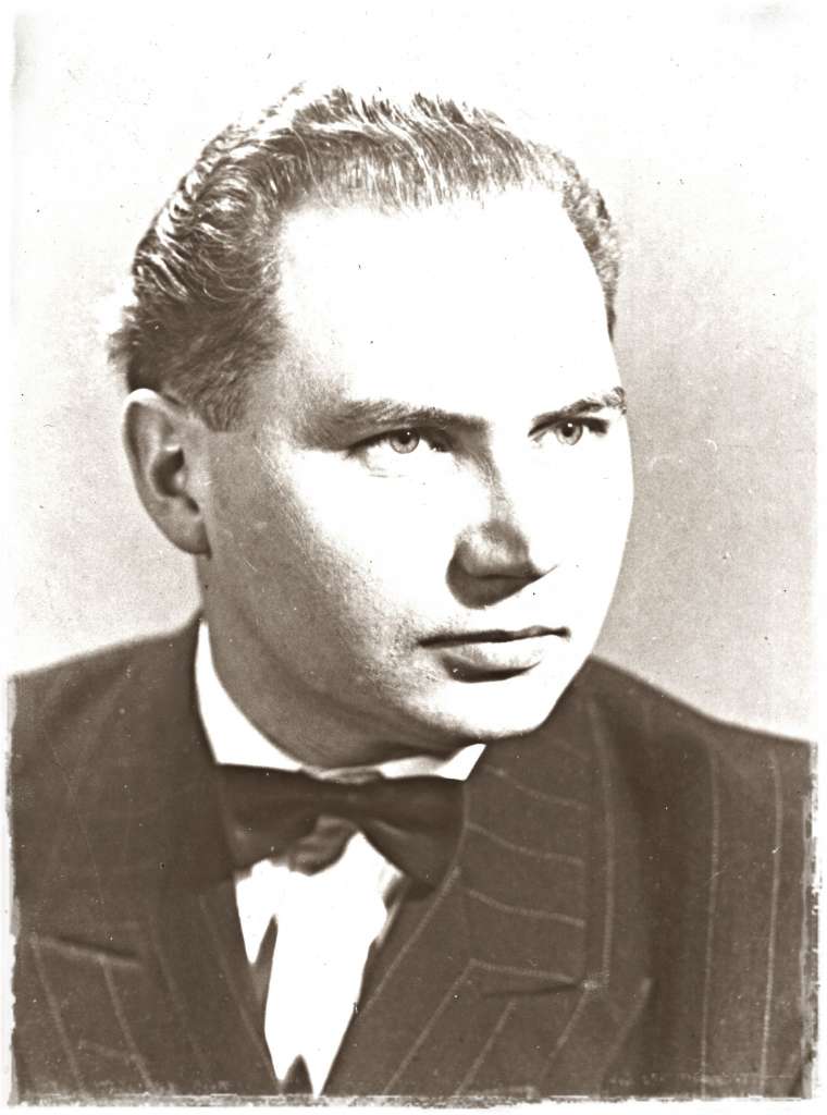 Zenon Wojciech Jóźwiak. 1956 r. (w wieku 33 lat)
