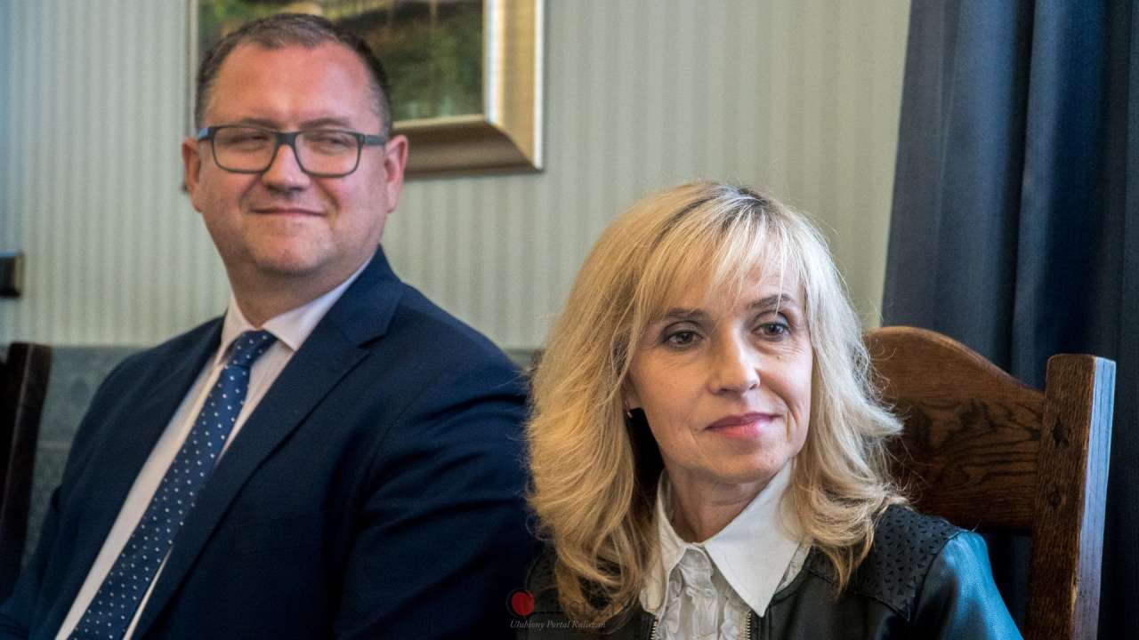 Calisia Pl Goscie Z Kamerunu Przyjada Na Podsumowanie Roku Stefana Szolca Rogozinskiego